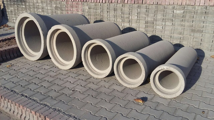 لوله بتنی 1/30 متری قطر 250 ( 20 تا 100 شاخه )